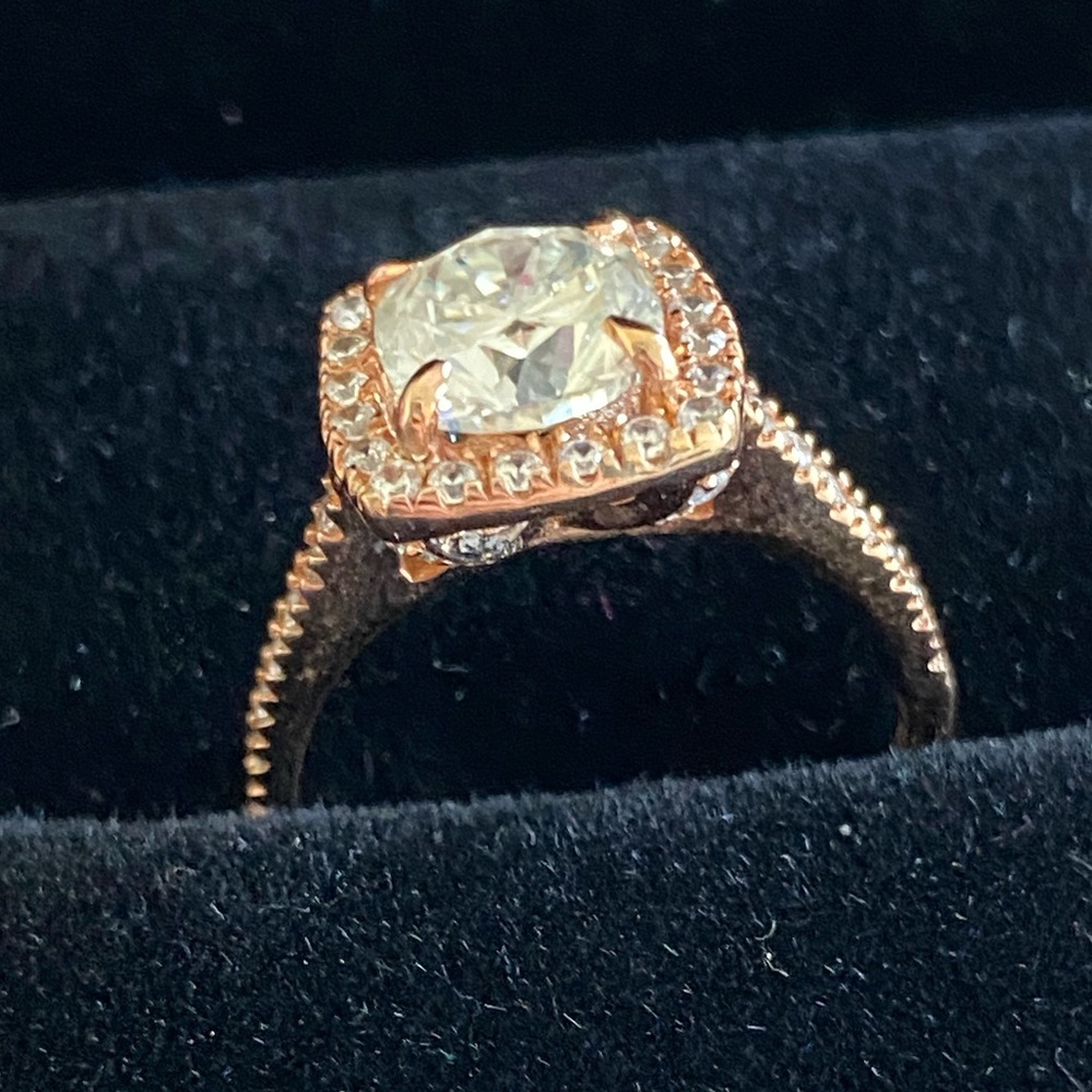 Moissanite Ring - image 7